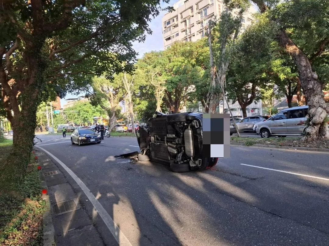 車禍現場。(圖/警方提供)