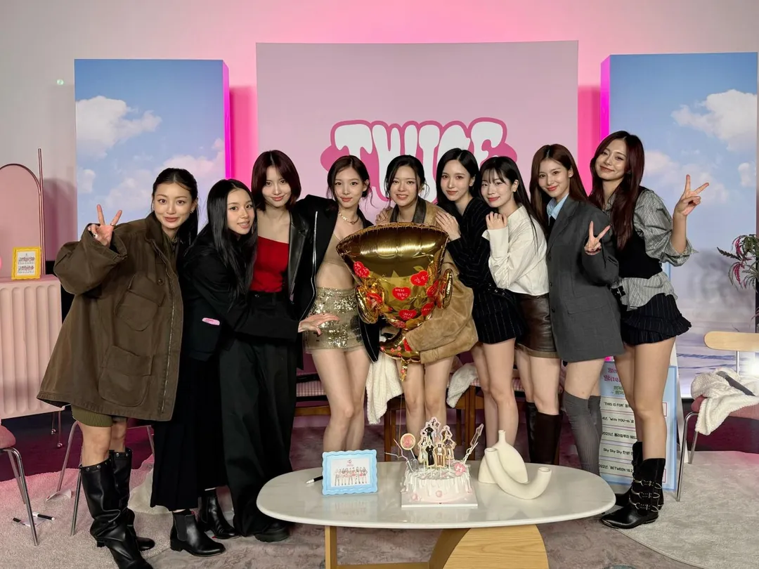 TWICE今年迎來出道10周年。（圖／翻攝自TWICE X）