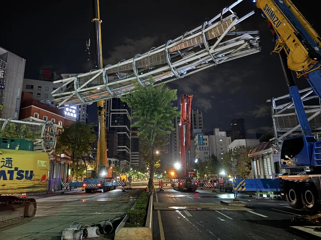 近年來，新北市陸橋逐漸退場，帶來不一樣的城市風景線。（圖／臉書粉專工程圖輯隊-新北工務局）