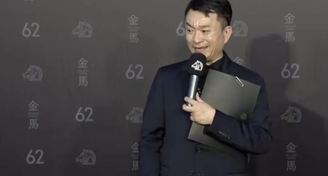 金馬獎執委會執行長聞天祥現身說明票選過程。（圖／中天新聞）