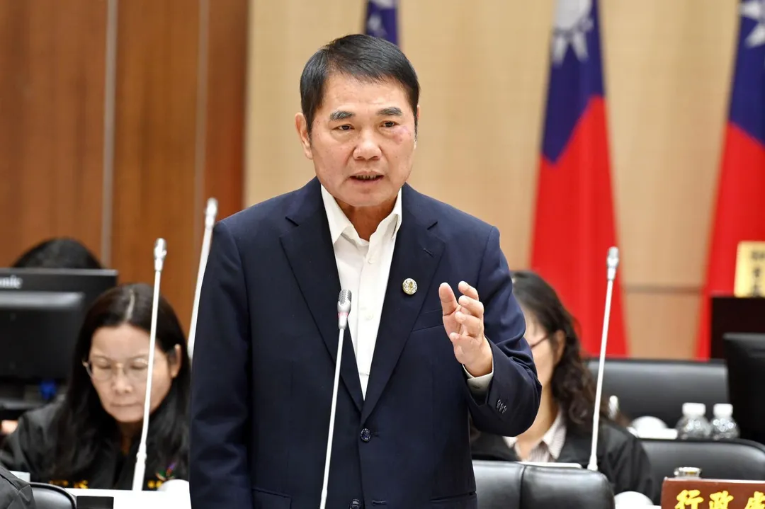 苗栗縣長鍾東錦。(圖/苗栗縣府官網)