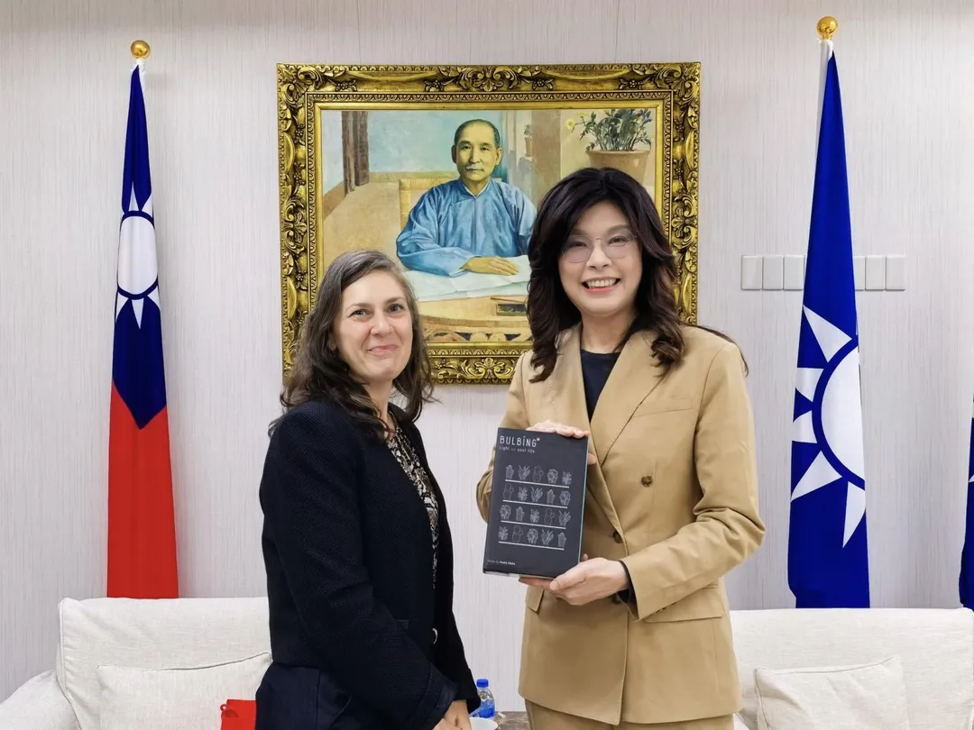 鄭麗文會見以色列駐台代表游瑪雅。（圖／翻攝鄭麗文臉書）