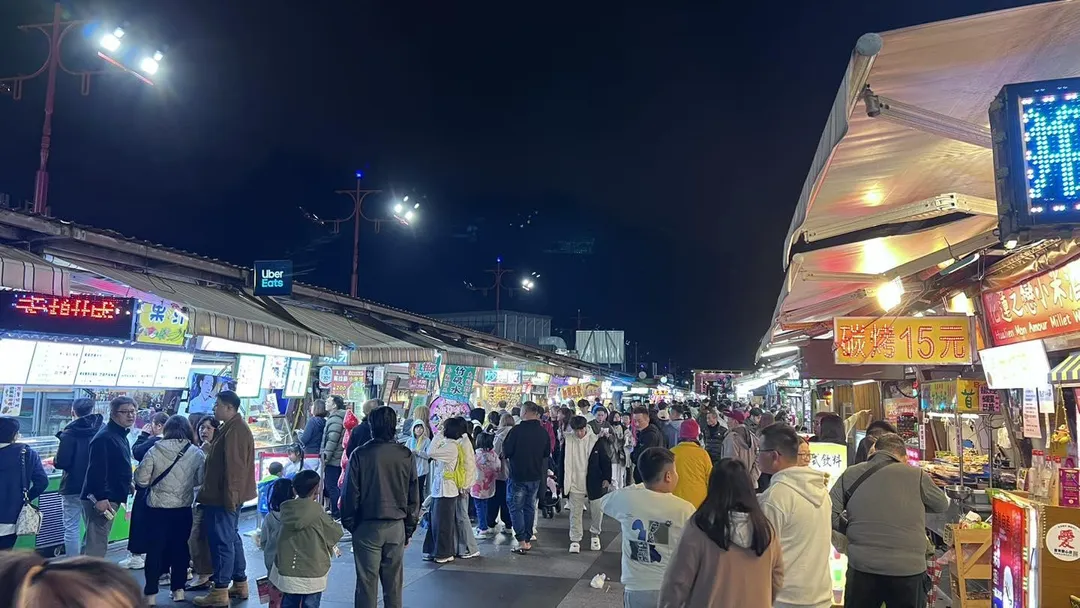 花蓮東大門國際觀光夜市成為全台灣唯一獲得5星金賞的夜市。（圖／翻攝自花蓮東大門國際觀光夜市臉書）