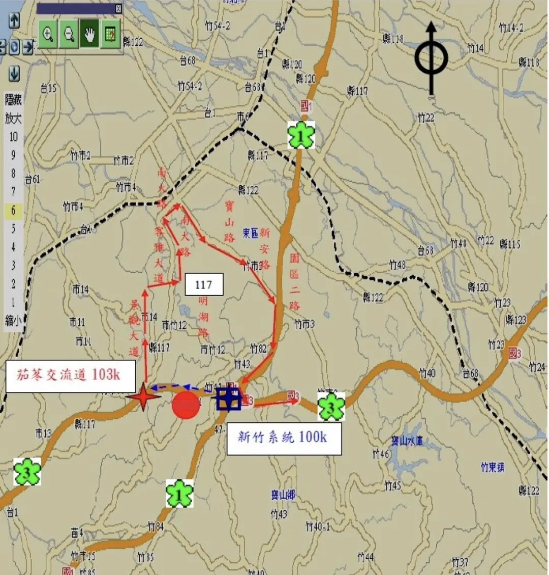 車禍現場一度釀成全線封閉。（圖／國道1968）