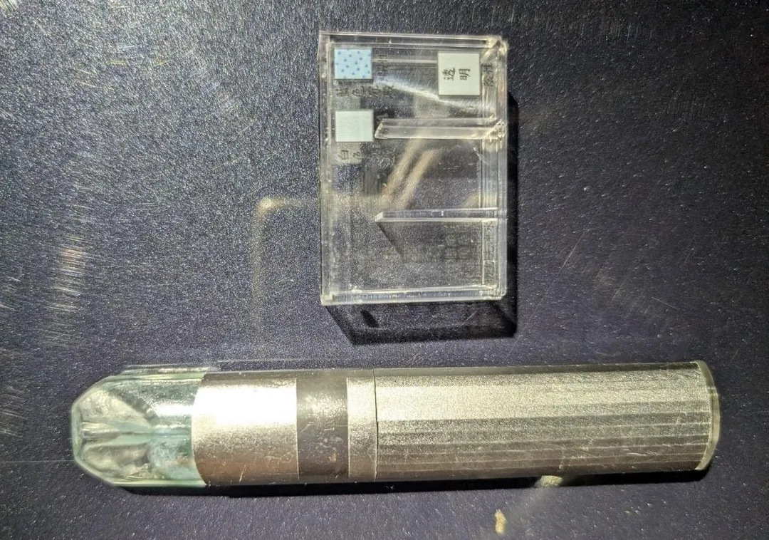 警方查獲喪屍菸彈及吸食器。（圖／翻攝畫面）