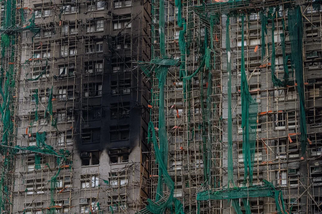 香港宏福苑大火已造成94人死亡76人受傷。(圖/美聯社)