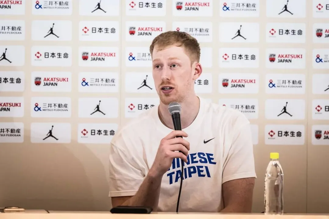 高柏鎧可裡可外。（圖／取自FIBA官網）