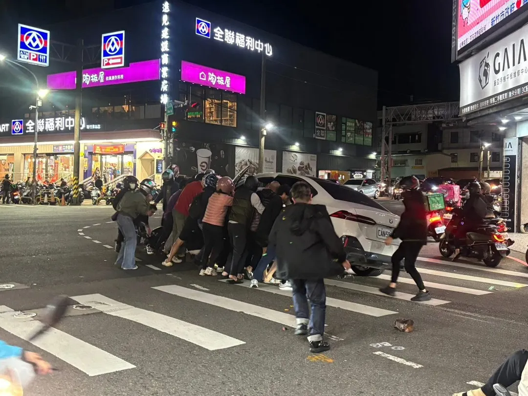 所幸送醫的3名傷者皆無生命危險。（圖／翻攝照片）
