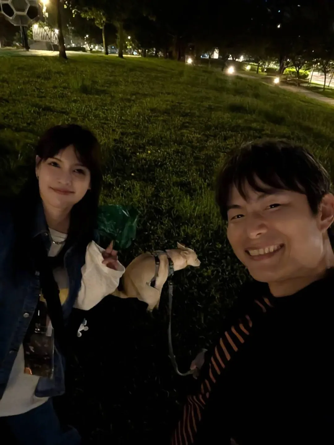 孫協志(右)與夏宇童決定在浪漫的情人節辦,與親友分享喜悅。(圖/翻攝自孫協志Tony Sun臉書)