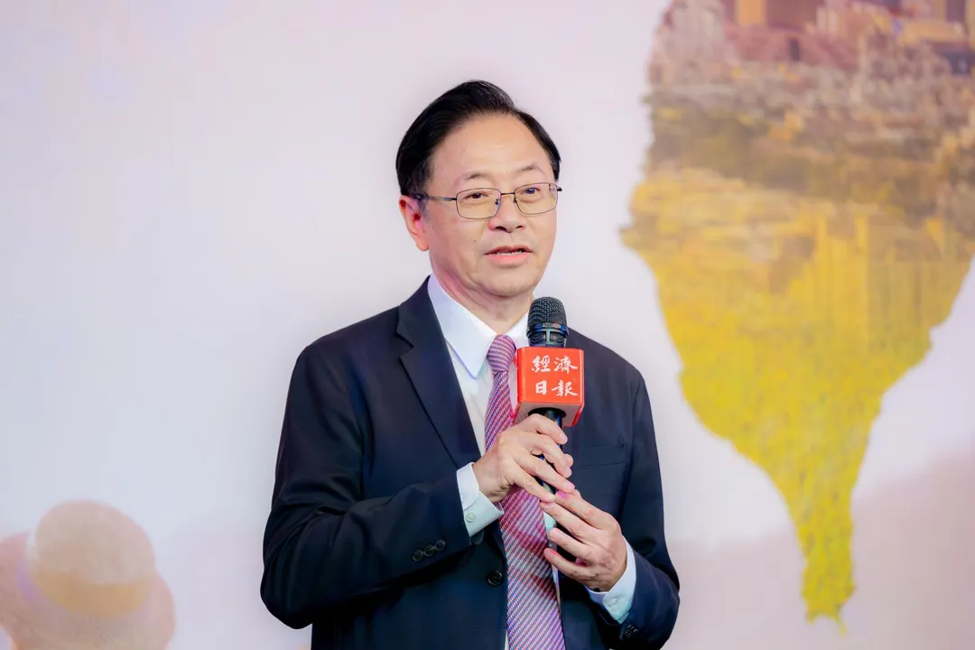 張善政2日下午前往台北市，出席經濟日報「2025年縣市幸福指數大調查」公布記者會。（圖/桃園市府提供）