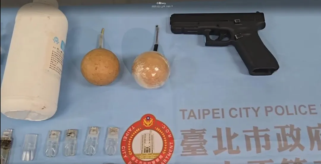 劉男行徑囂張，不僅自設分裝場，甚至允許買家直接上門取貨。警方訊後依《毒品危害防制條例》等罪嫌，將劉男移送新北地檢署偵辦。（圖／警方提供）