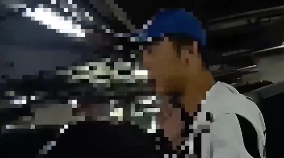警方逮捕該幫的幫眾。（圖／翻攝畫面）