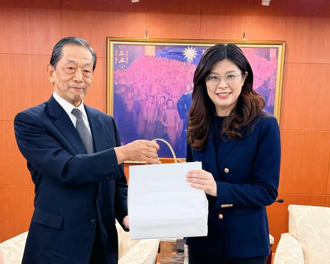鄭麗文與日台交流協會隅修三會長見面。（圖／鄭麗文臉書）