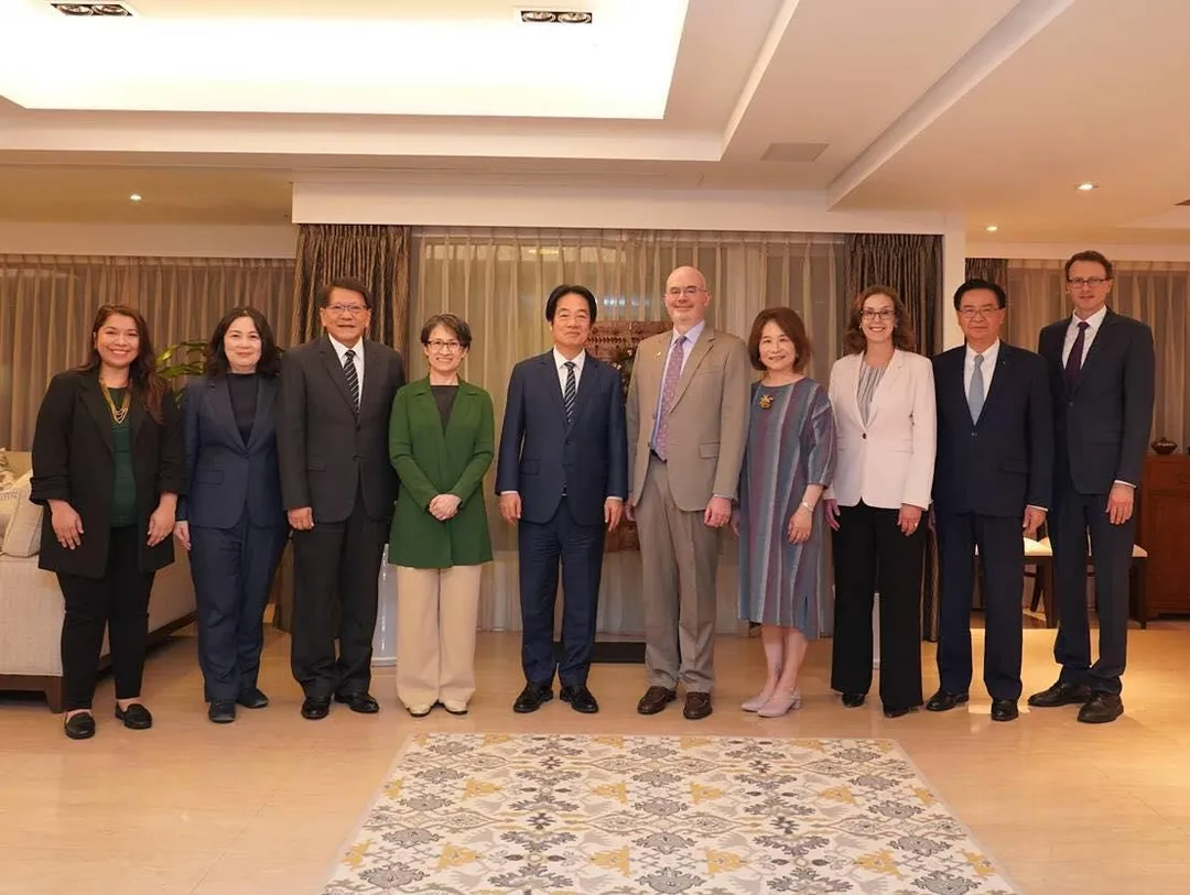 AIT公開谷立言與我國政府高層年末餐敘。(圖/截自AIT臉書)