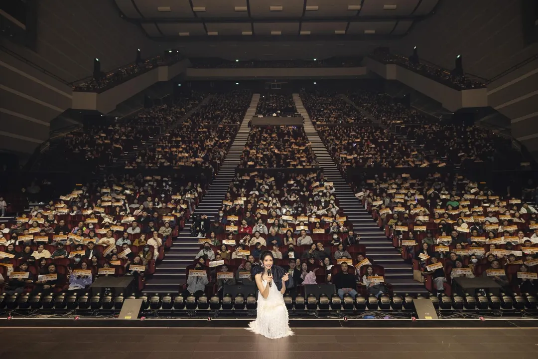 白冰冰、王彩樺及楊貴媚等人都來朝聖李千娜演唱會。（圖／寬宏藝術x環球音樂 提供）