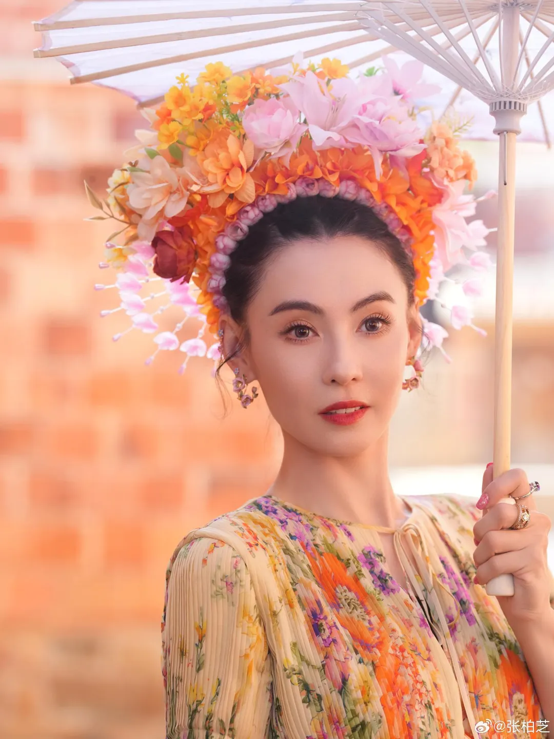 張柏芝8日現身法院。（圖／翻攝自張柏芝微博）