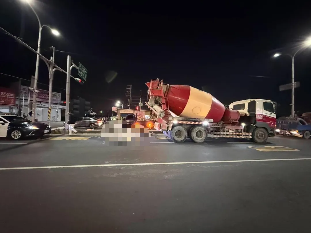 慘烈的車禍現場。（圖／中天新聞）