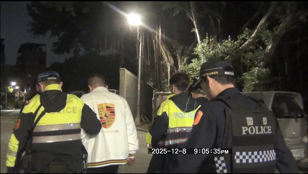 曾有「香水達人」稱號的宋男，日前持辣椒槍去新北市樹林老家，恐嚇親弟弟，還把弟弟毆打受傷。（圖／警方提供）