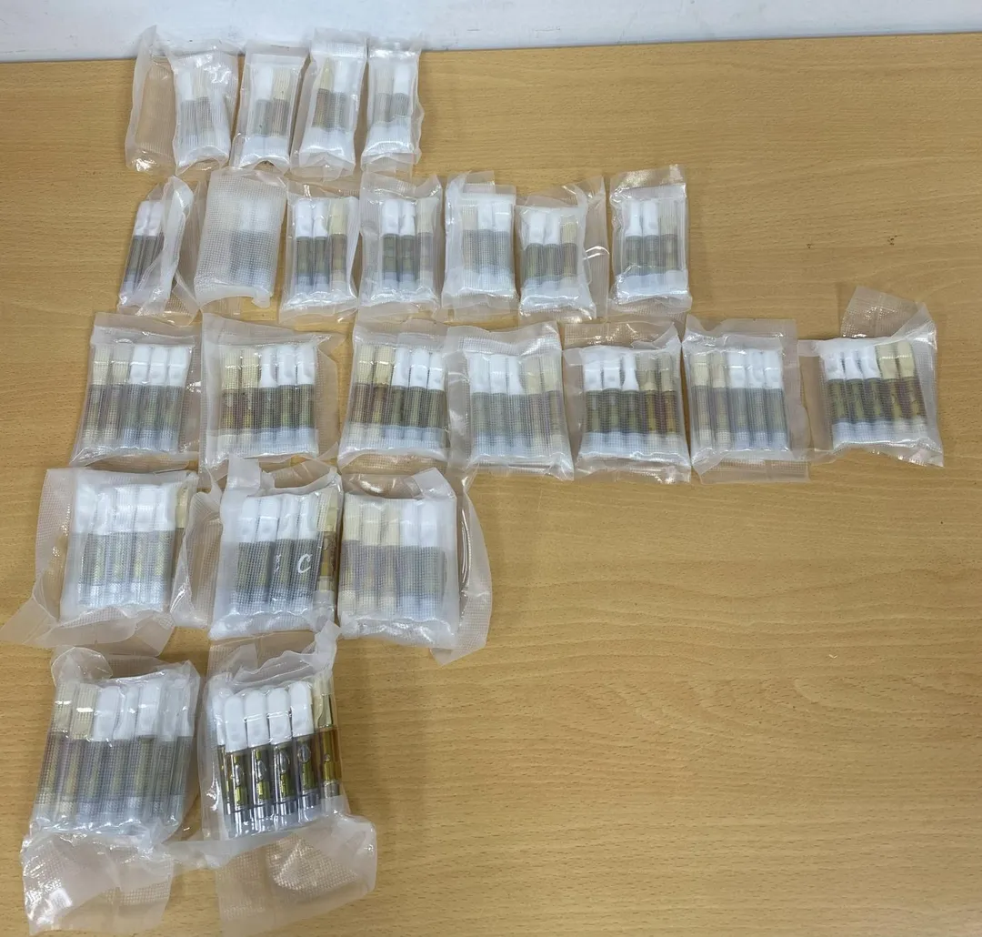 緝毒犬「可樂」協助高雄市刑大警方找出市值36萬毒品。（圖／警方提供）