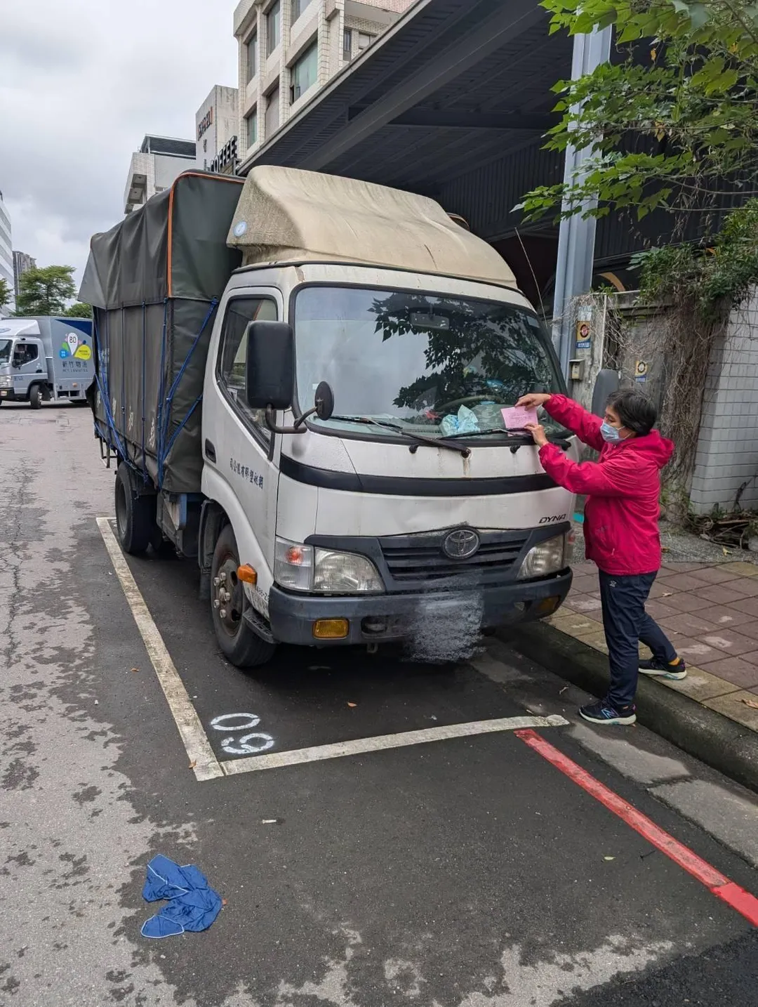 五股區五工路及五權路也將規劃大型重機專用停車格。（圖／新北交通局提供）