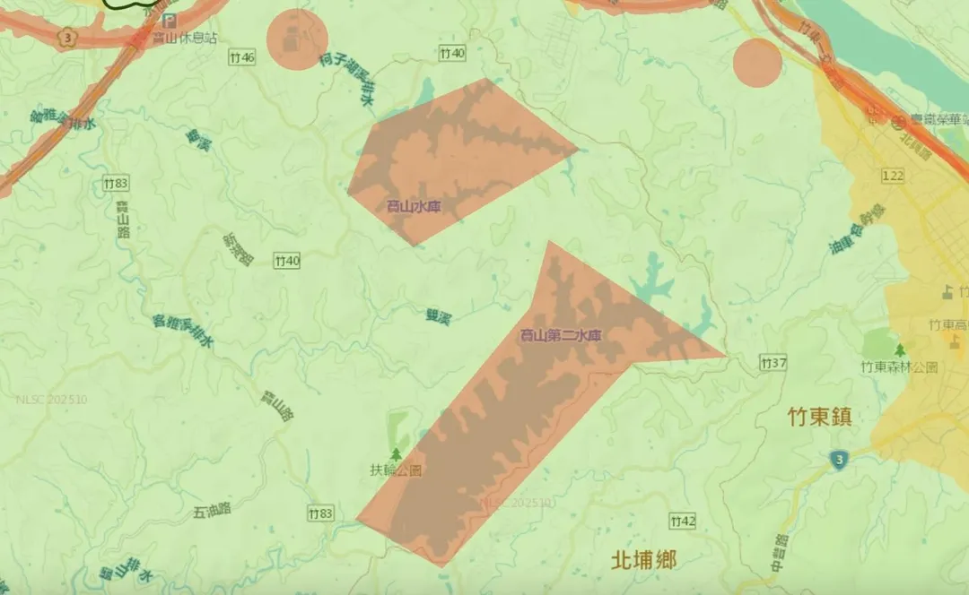 新竹縣限禁航區空域圖，寶山水庫、寶二水庫紅色區塊範圍內為無人機禁航區。（圖／新竹縣交通旅遊處提供）