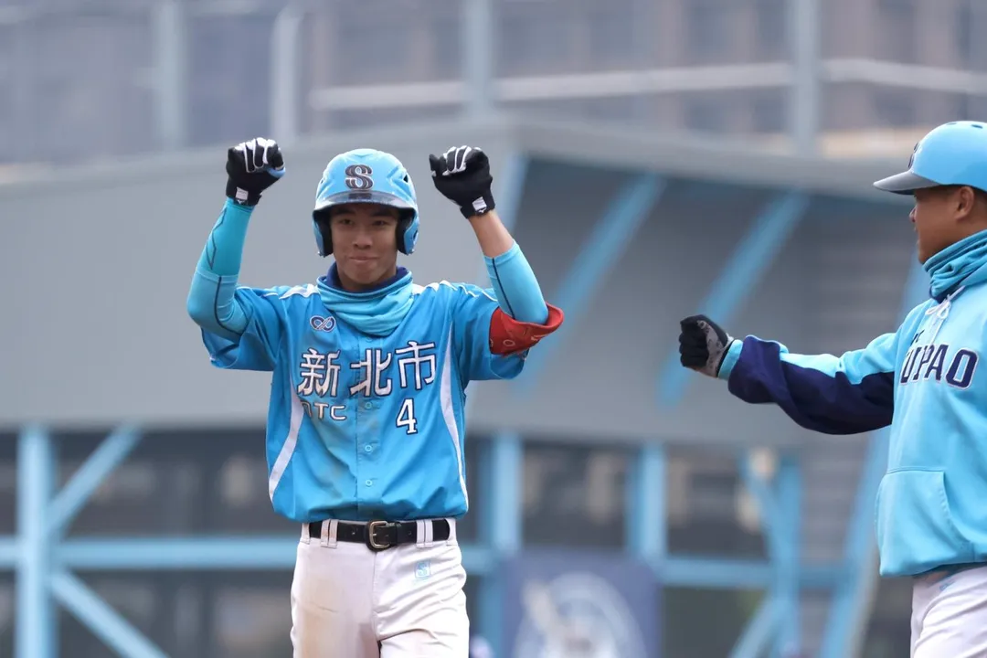 2025新北富邦U18棒球賽，新北市藍隊由穀保家商組成，隊長張乙安扛起中心棒次。（圖／體育局提供）