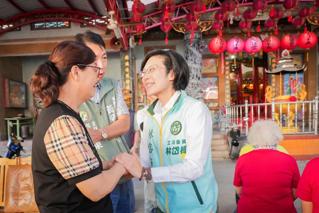 林岱樺近日連續走訪宗教行程，包括台灣天壇活動、張良廟祝壽活動及大樹聖保宮參拜。（圖／翻攝林岱樺臉奢）