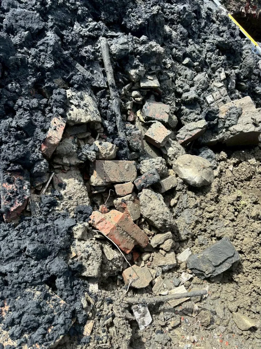 郭信良涉嫌將閒置土地提供給廠商違法回填營建廢棄物，遭橋頭地檢署提起公訴。（圖／檢方提供）