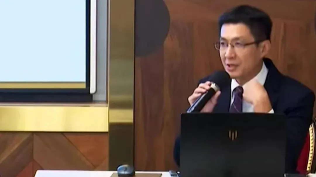 柯文哲律師要求法院告發檢察官林俊言偽造文書罪（攝自元照出版YT頻道）