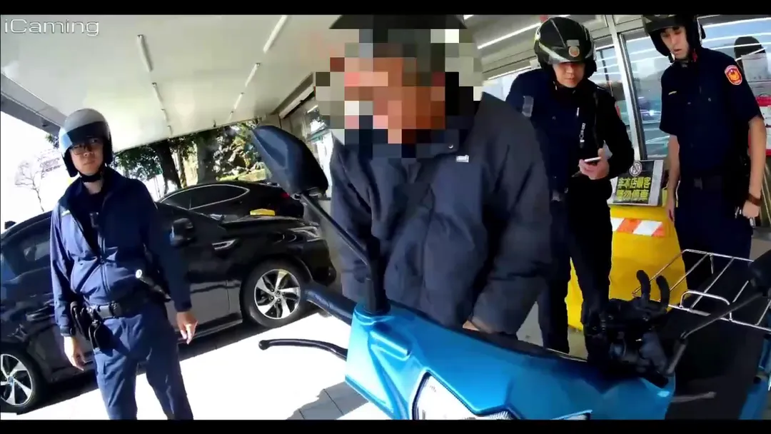 潘男最後被強制送醫。(圖/警方提供)