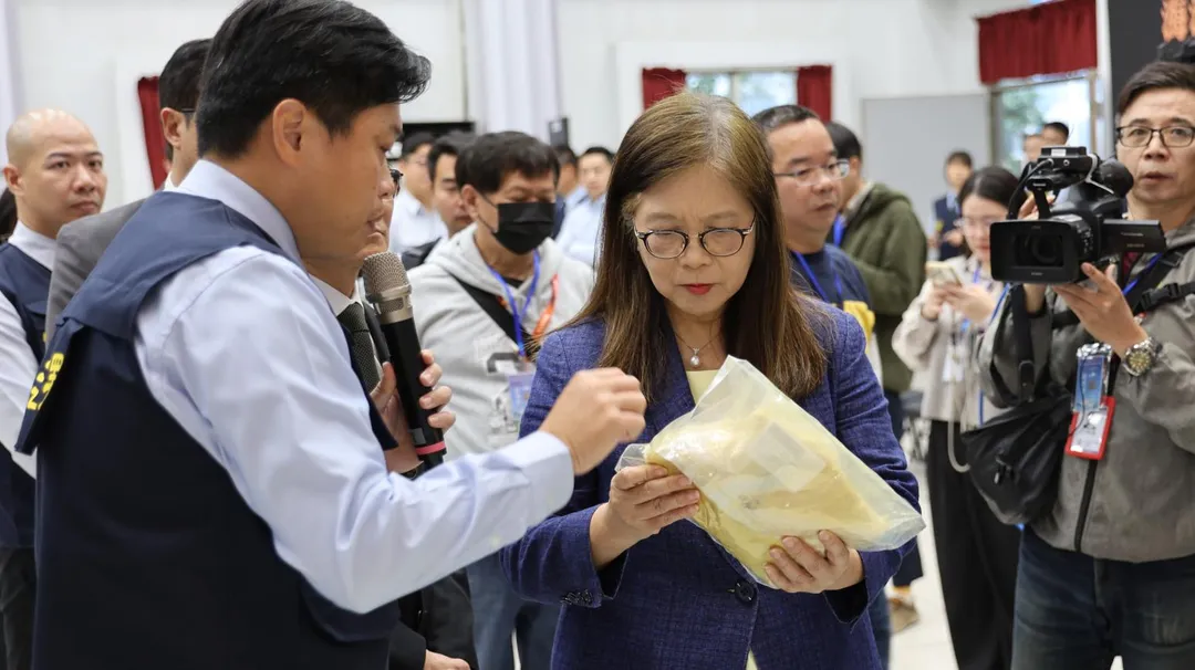 海巡署今舉辦緝毒聯合記者會。（圖／翻攝畫面）