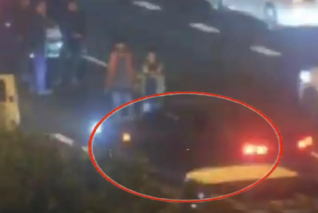 最後還開車蓄意衝撞拖吊業者。（圖/台南道路救援張家班授權使用）