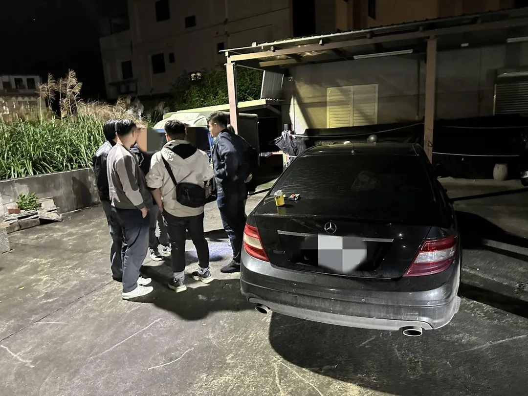 警方及時救人。（圖／警方提供）