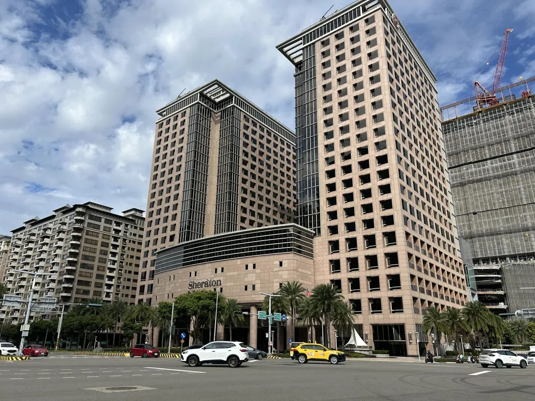 竹北市喜來登飯店用地蟬聯地王，土地現值每坪達108萬元。（圖／新竹縣地政處）