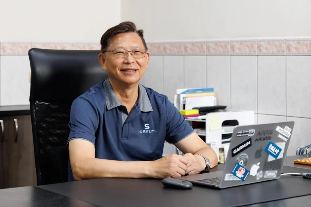 臺中市金手獎企業─上溢精密，創辦人兼總經理孫志仲分享創業歷程以及最新方向。（圖／上溢精密）