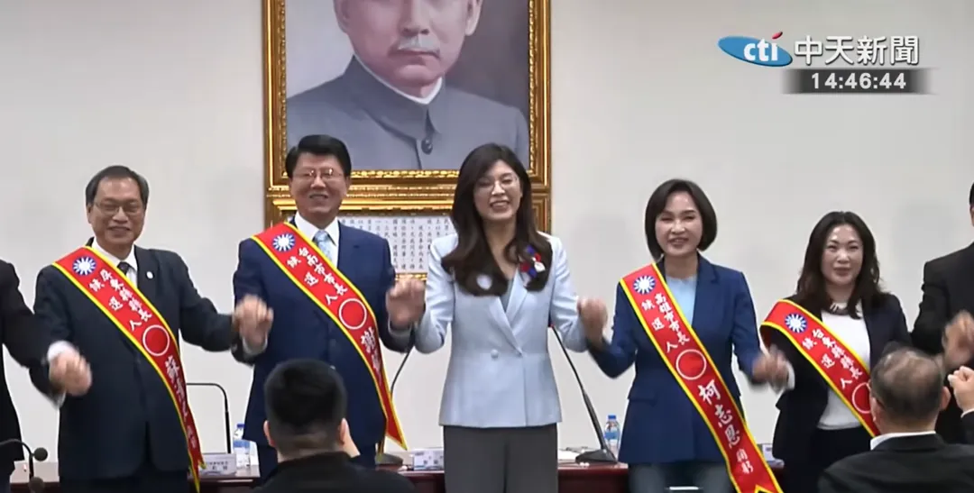 現場響起歡呼聲。（圖/中天新聞）