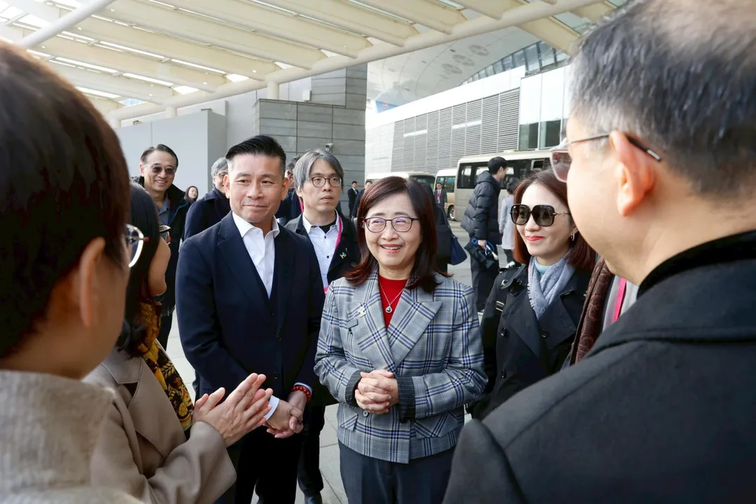 林奕華今日代表台北市長蔣萬安率團出訪上海。（圖/台北市府提供）