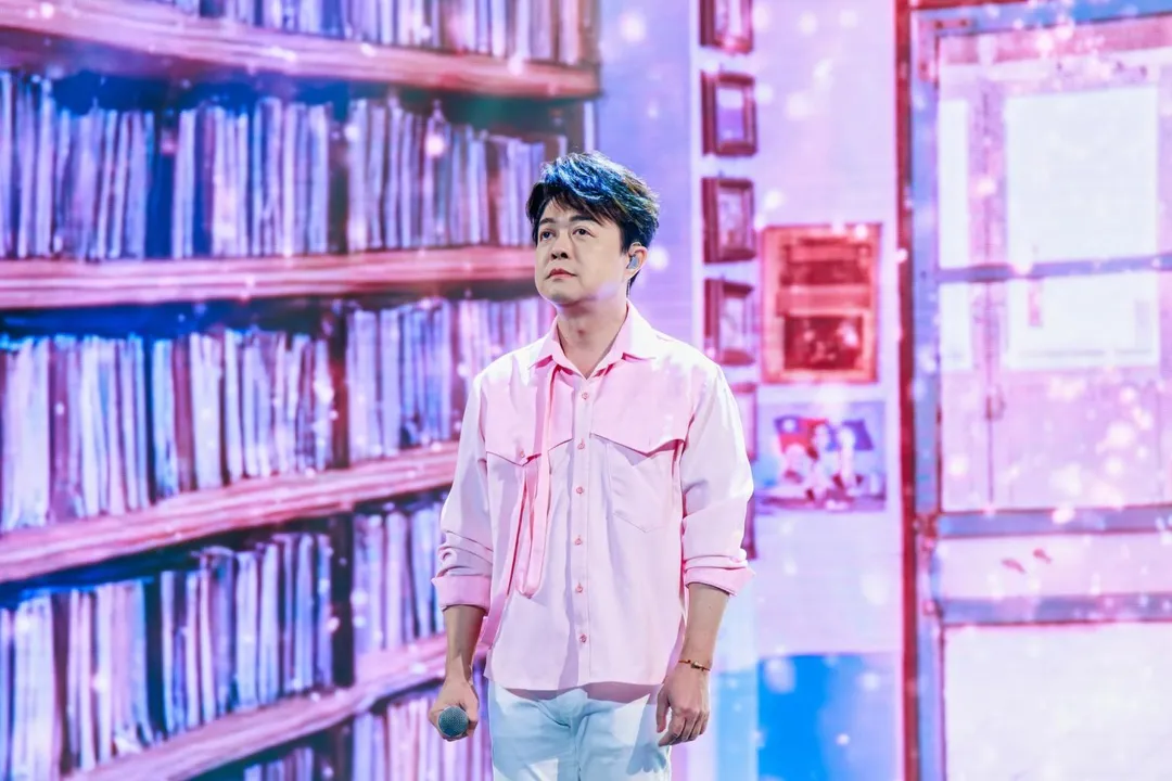 翁立友稱爸媽是他進演藝圈很重要的幕後推手。（圖／中天電視提供）