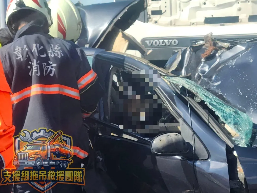 車禍現場。（圖／「支援組拖吊救援團隊」提供）