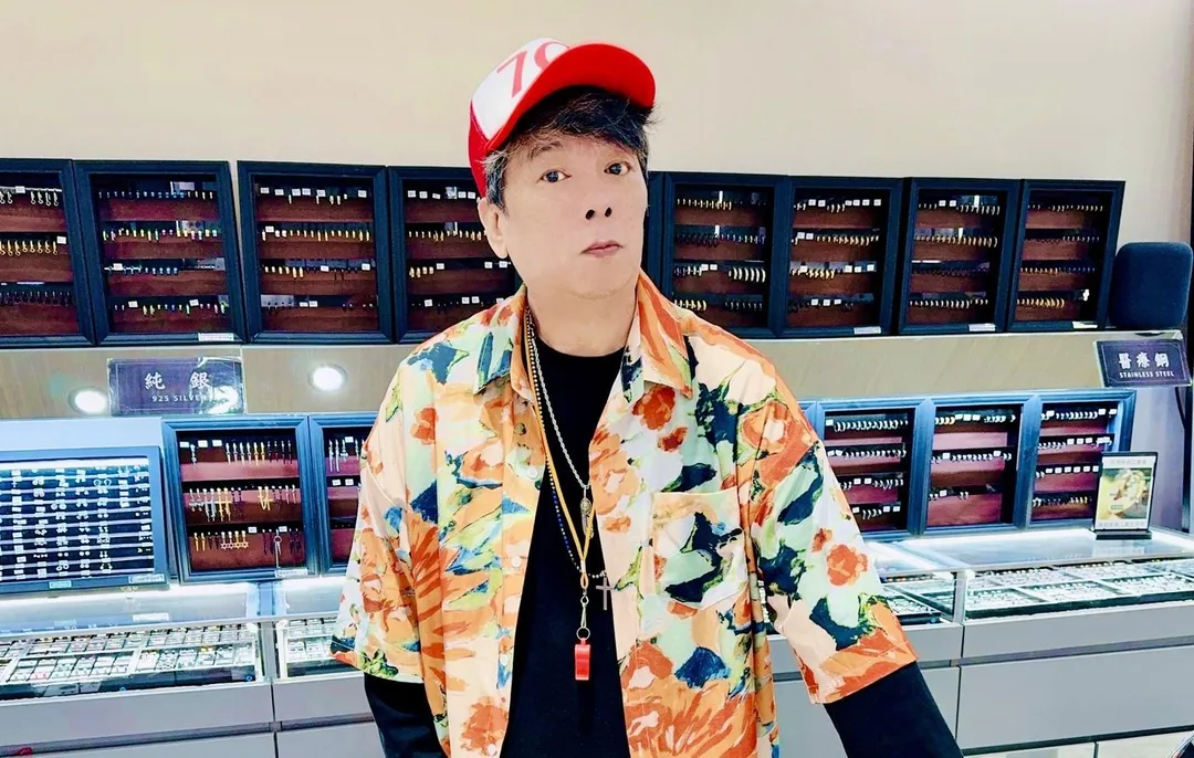 曹西平深夜於家中離世,死訊震驚演藝圈。(圖/翻攝自曹西平的粉絲愛團臉書)