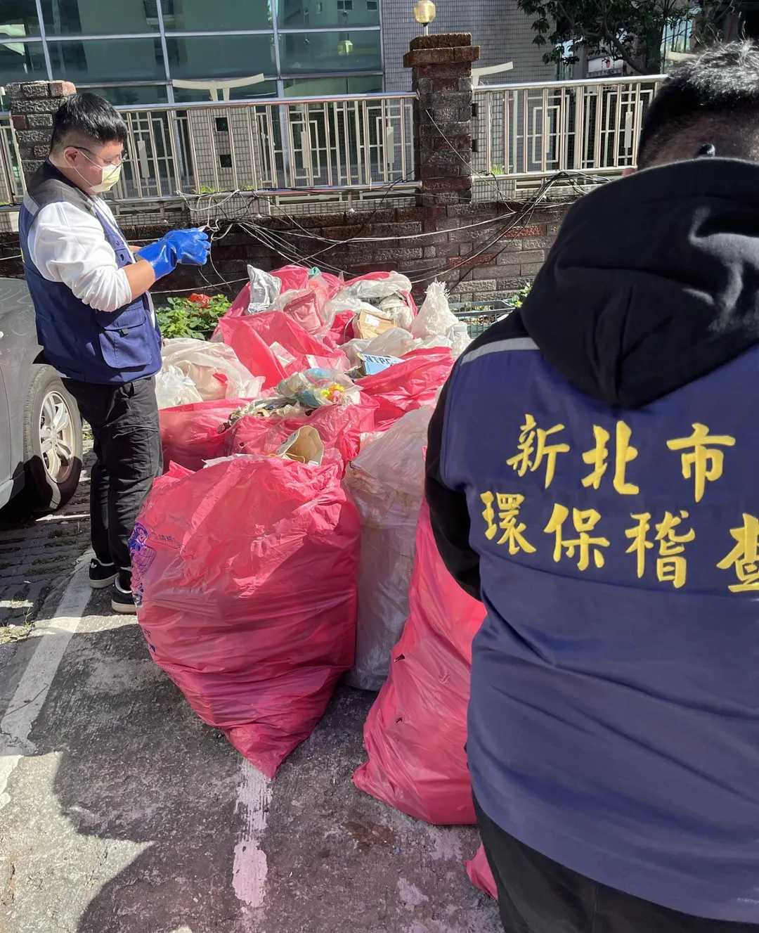 環保局針對非法入侵建築物行為，將向北大派出所申請依刑法306條提告。（圖／新北市環保局提供）