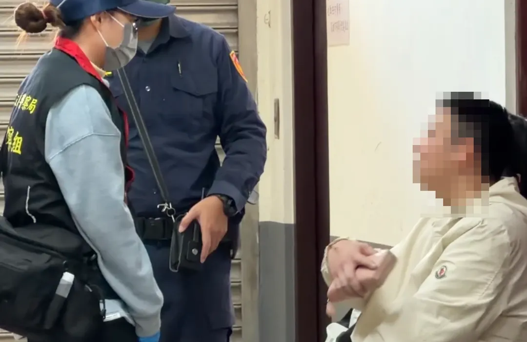 檢方經訊問女嬰父母後,依過失致死罪諭令新台幣5萬元交保。(圖/中天新聞)