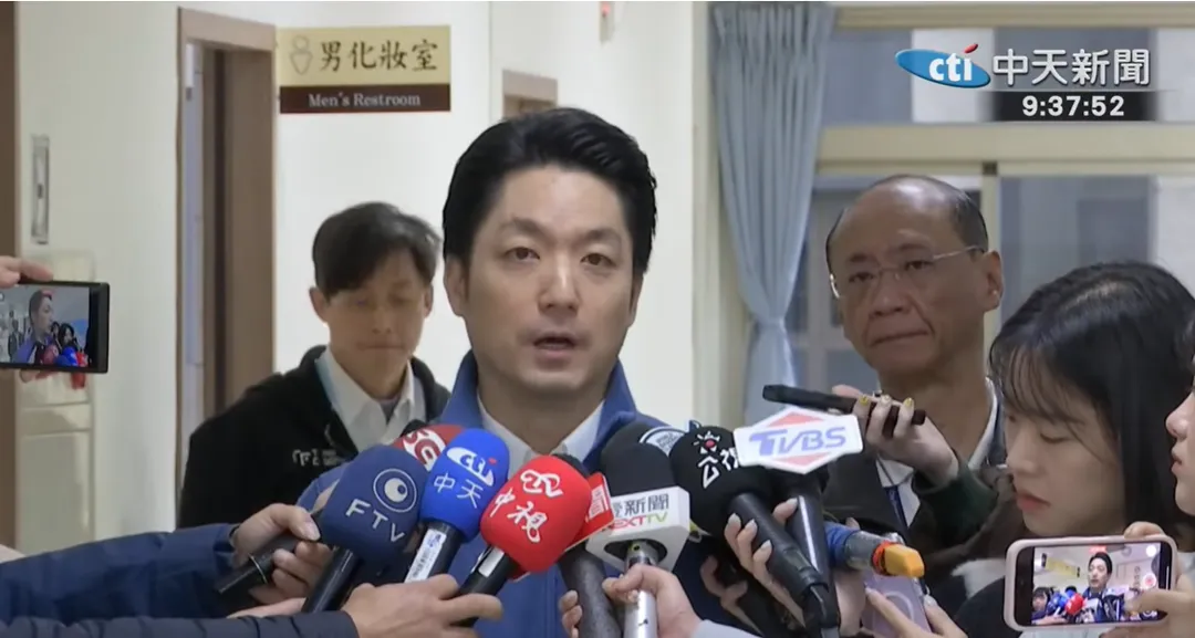 蔣萬安今受訪反嗆賴清德，那民進黨搞大罷免就不浪費時間嗎。（圖/中天新聞）