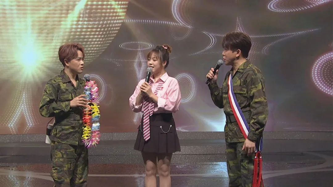 陳孟賢(左起)、吳美琳、許志豪在歌中劇演出「勞軍活動」。(圖/中視提供)