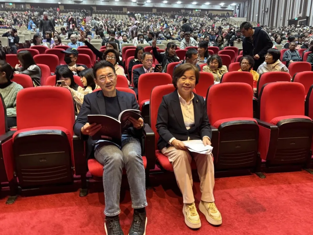 江啟臣與楊瓊瓔都力拼能在台中市長初選出線。(圖/楊瓊瓔臉書)