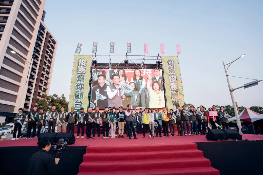 林俊憲3日在新營舉辦大造勢。（圖／翻攝林俊憲臉書）