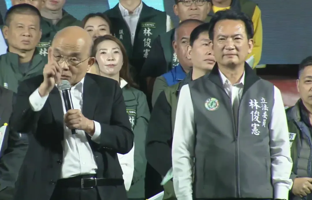 蘇貞昌南下力挺林俊憲。（圖／翻攝林俊憲臉書）