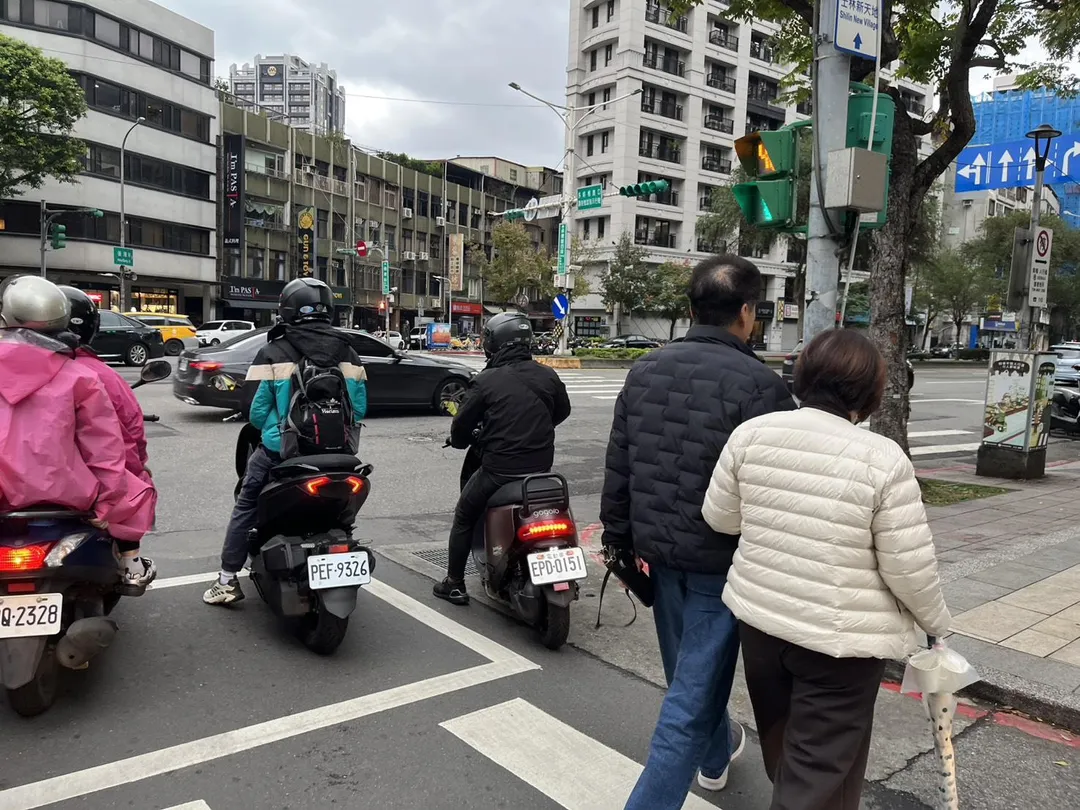 吳德榮指出，今起至周五低溫下探16度。（示意圖／中天新聞）