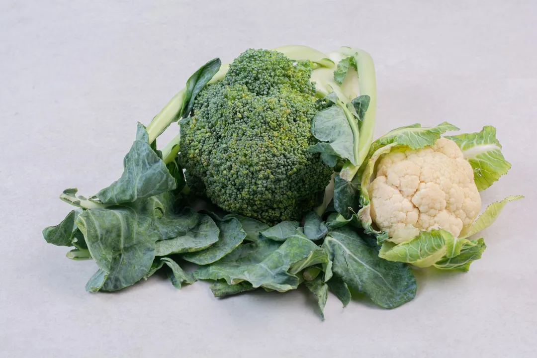 今年天氣條件理想，青花菜產量暴增，加工廠產能無法完全吸收，導致過剩的青花菜回流市場，供過於求下價格自然走跌。（示意圖／freepik）