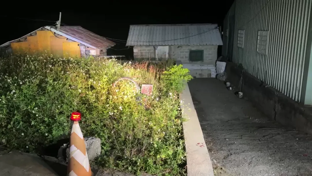 台東縣關山鎮6日凌晨,發生哥哥被弟弟持刀捅到臟器外露送醫的驚悚事件。(圖/中天新聞)